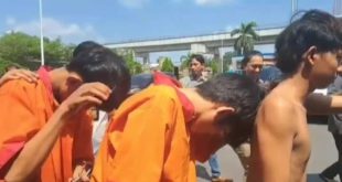 Para tersangka penikaman saat tawuran dibekuk tim Polda dan Polrestabes Palembang, Jumat (2/6/2023). Foto : Sumselheadline/Ela.