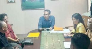 Suasana mediasi antara dokter Feriyanto dan dokter Puri dengan pihak RS Muhammdiyah, Kamis (8/6/2023). Foto : Sumselheadline/Ela.