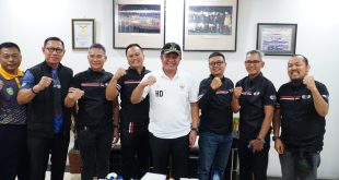 Gubernur Sumsel H Herman Deru bersama Ketua Brompton Owner Sriwijaya, H Perdi Ferdian beserta rombongan. Rabu (31/5/2023) sore. Foto : Humas Pemprov Sumsel.