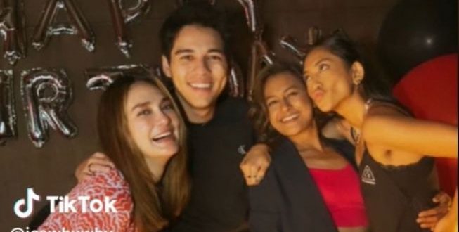 Luna Maya dan Maxime Bouttier. Foto : screnshot TikTok/@icawhywhy).