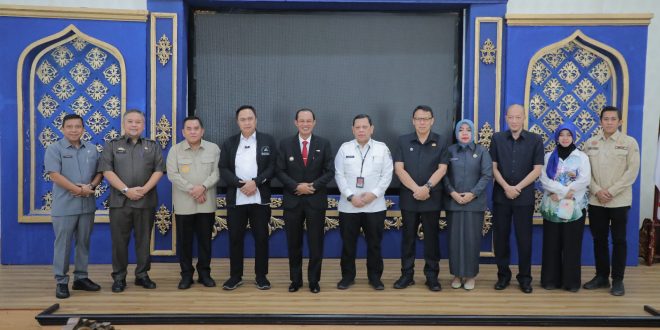 Kunjungan pihak Kementerian Dalam Negeri bidang Bina Pembangunan Daerah ke Pemkot Palembang, Kamis (6/7/2023). Foto : Sumselheadline/Pitria