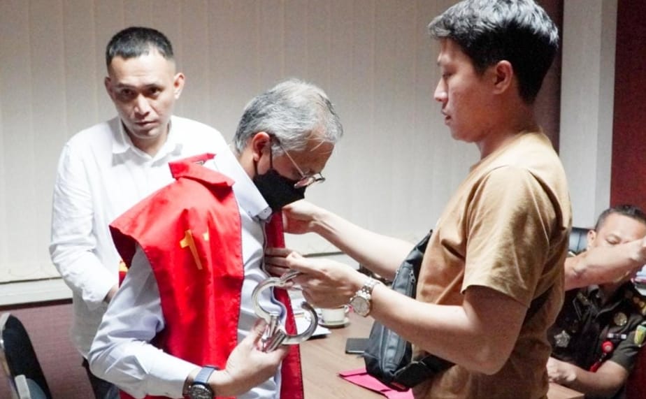 Tjahyono Imawan, mantan Dirut PT SBS, ditahan kejaksaan terkait kasus akuisisi saham PTBA. Foto : Sumselheadline/Ela
