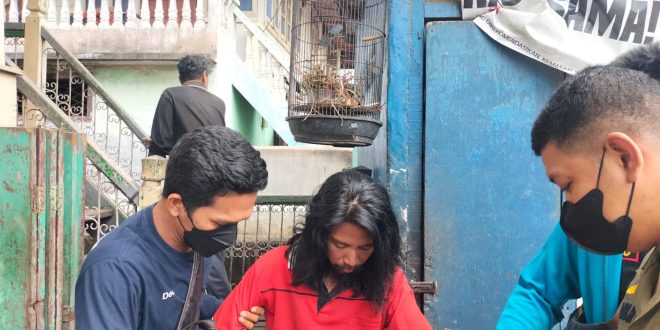 Heru (29), orang dengan gangguan jiwa, diamankan pihak Dinas Sosial Palembang, Senin (31/7/2023). Foto : Sumselheadline/pitria