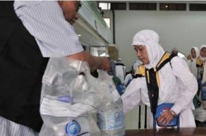 Ilustrasi pengmbilan zamzam para jemaah haji. Foto : IST/Liputan6.com.