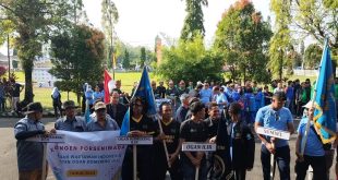 Para peserta pekan olahraga seni wartawan daerah yang hadir pada seremoni pembukaan di halaman Diskominfo Lubuklinggau, Kamis (3/8/2023). Foto : Sumselheadline/Ela
