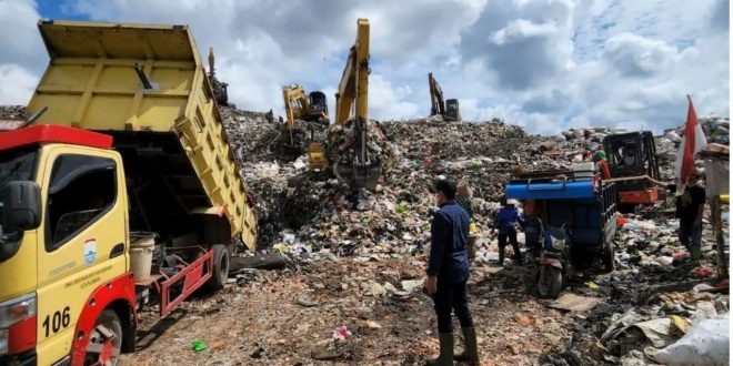 Kawasan TPA Sukawinatan Palembang yang akan dijadikan kawasan TPST, Senin (7/8/2023). Foto : Sumselheadline/Pitria
