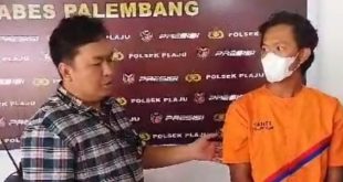 Rino, pelaku pembobolan rumah dibekuk petugas Polsek Plaju, Rabu (9/8/2023). Foto : Sumselheadline/Ela