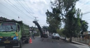 Jalan-jalan di Kota Sekayu kini terus diperbaiki, Kamis (24/8/2023). Foto : Dinkominfo Muba