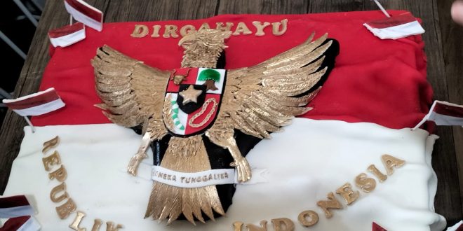 Kue burung garuda dalam rangka HUT RI. Foto : Sumselheadline/Pitria.
