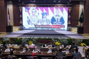 Slide gambar Presiden Joko Widodo yang menyampaikan pidato kenegaraan, Rabu (16/8/2023). Foto : Humas DPRD Sumsel.