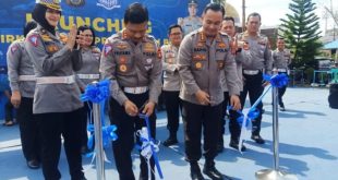 Direktur Lantas Polda Sumsel, Kombes Pol M Pratama dan Kapolrestabes Palembang, Kombes Pol Harryo Sugih hartono launching Sirkuit Ujian Pembuatan SIM di halaman POlrestabes Palembang, JUmat (11/8/2023). Foto : Sumselheadline/Ela.