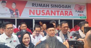 Anas Urbaningrum saat di rumah singgah PKN Sumsel, Minggu (10/9/2023). Foto : Dok PKN Sumsel