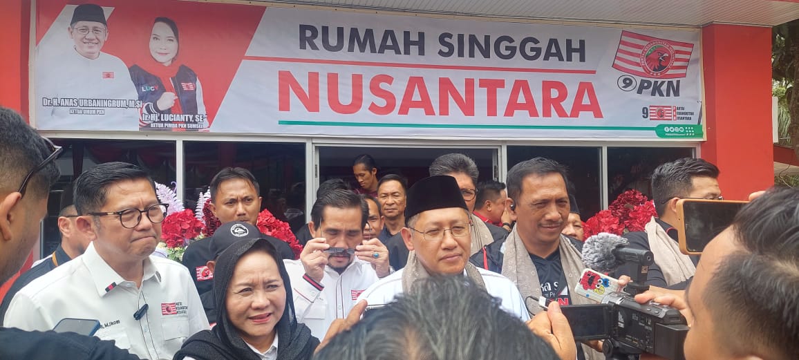 Anas Urbaningrum saat di rumah singgah PKN Sumsel, Minggu (10/9/2023). Foto : Dok PKN Sumsel