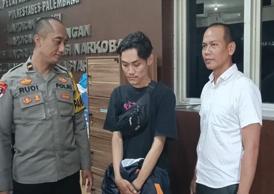 Pelaku begal payudara, S ditangkap polisi, Rabu (20/9/2023). Foto : Sumselheadline/Ela