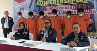 Polisi menangkap enam tersangka kasus kontrak fiktip perusahaan finance, Kamis (21/9/2023). Foto : Sumselheadline/Ela