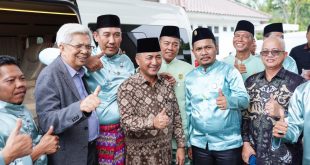 Wagub Sumsel, Mawardi Yahya dan Pj Bupati Muba Apriyadi saat menghadiri dan melantik pengurus Dewan Pengurus Daerah Badan Musyawarah Keluarga Ogan Ilir (DPD BAMUKOI) KabupatenMusi Banyuasin di Pendopoan Griya Bumi Serasan Sekate, Sabtu (23/9/2023). Foto : Dinkominfo Muba.