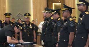 Menteri Hukum dan HAM RI, Yasonna H Laoly melantik tiga pejabat baru di lingkungan Kemenkumham Sumsel, Jumat (29/9/2023). Foto : Dok Kemenkumham Sumsel.