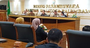 Pasca dilantik, Pj Walikota Palembang Drs H Ratu Dewa tancap gas, dengan menggelar rapat dengan seluruh jajaran pimpinan instansi pemerintah kota, Selasa (19/9/2023). Foto : Sumselheadline/Pitria.