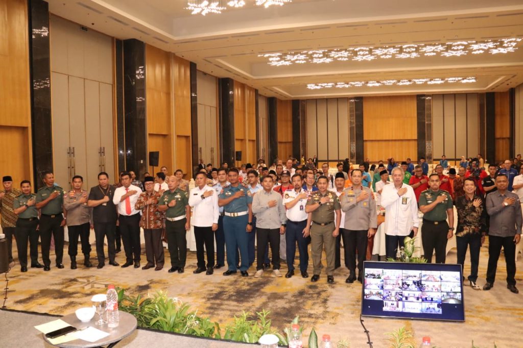 Wakapolda Sumsel, Brigjen Pol Zulkarnain memimpin rakor di Hotel Santika Palembang, Senin (9/10/2023). Foto : Sumselheadline/Ela