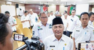 Pj Bupati Muba, Apriyadi di sela Rakor Evaluasi dan Pengedalian Pembangunan Triwulan 3 di Pemkab Muba, Rabu (11/10/2023). Foto : Diskominfo Muba