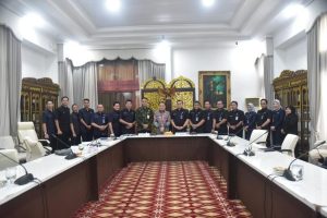Direktur RSUD Siti Fatimah, dr Syamsuddin Isaac audiensi dengan Pj Gubernur Sumsel, Agus Fatoni di Griya Agung, Kamis (13/10/2023). Foto : Humas Pemprov Sumsel.