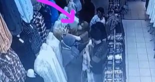 Hasil rekaman cctv merekam wanita diduga pelaku pencurian, Senin (30/10/2023). Foto : screenshoot.