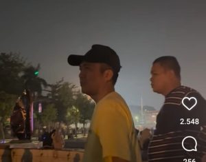Pj Walikolta Ratu Dewa saat meninjau langsung suasana di BKB pada malam hari, Sabtu (14/10/2023) malam. Foto : screenshot IG Ratu Dewa.