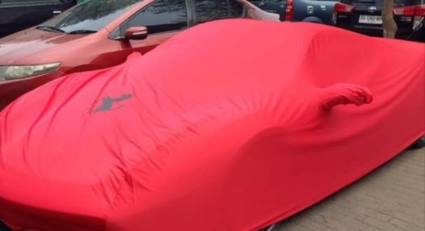 Sebuah mobil ferrari diamankan Polrestabes Palembang karena ikut kebut-kebutan liar dalam kota, Selasa (17/10/2023). Foto : Sumselheadline/Ela.