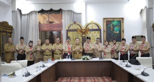 Pj Gubernur Sumatera Selatan, Agus Fatoni saat menerima audiensi pengurus Kwartir Daerah Gerakan Pramuka Sumsel di Griya Agung Palembang, Senin (16/10/2023). Foto : Humas Pemprov Sumsel.