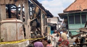Rumah yang terbakar di 7 Ulu Palembang, Selasa (7/11/2023). Foto : Sumselheadline/Ela