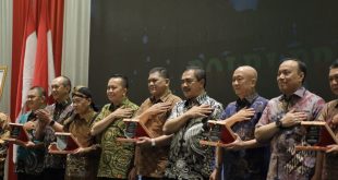 Pj Gubernur Sumsel, Agus Fatoni menghadiri silaturahmi kebangsaan yang dihadiri Wakapolri Komjen Pol, Drs Agus Adrianto di Arista Hotel Palembang, Rabu (8/11/2023). Foto : Humas Pemprov Sumsel