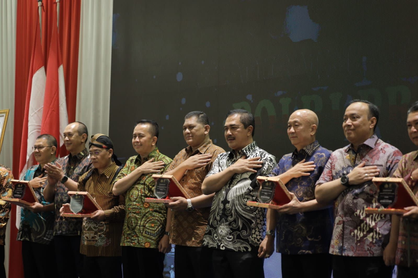 Pj Gubernur Sumsel, Agus Fatoni menghadiri silaturahmi kebangsaan yang dihadiri Wakapolri Komjen Pol, Drs Agus Adrianto di Arista Hotel Palembang, Rabu (8/11/2023). Foto : Humas Pemprov Sumsel