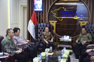 Pj Gubernur Sumsel, Agus Fatoni menerima kunjungan Deputi BPS RI, Habibullah dan pejabat BPS Sumsel, Jumat (17/11/2023). Foto : Humas Pemprov Sumsel.