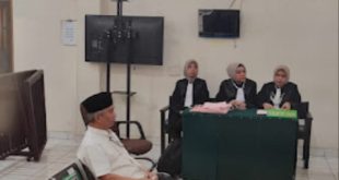 Pengusaha Edi Ganfeo menjalani sidang perdana kasus penipuan di PN Palembang, Selasa (7/11/2023). Foto : SUmselheadline/Ela.