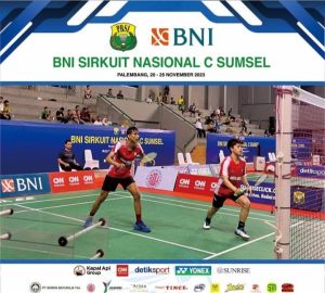 Bermain di kategori ganda dewasa U23, due Budi/Darren dari PB Bintang Kejora kalah atas Binar Putra/Zidane dari PB Jaya Raya, Selasa (21/11/2023). Foto : Dok Humas Panitia Sirnas.