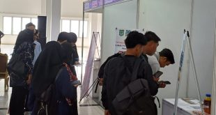 Para pencari kerja yang mengikuti job fair di PTC Mal, Palembang, Kamis (7/12/2023). Foto: Sumselheadline/Pitria.