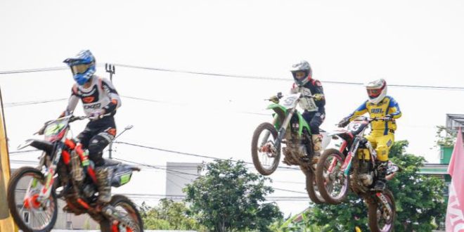Para peserta grastrack Bupati Muba Cup, Minggu (10/12/2023). Foto: Dinkominfo Muba.