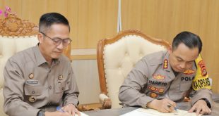 PJ Walikota Palembang, Ratu Dewa bersama Kapolrestabes, Kombes Pol Harryo Sugihartono tantangani kerjasam minimalisir tawuran, Jumat (1/12/2023). Foto : Kominfo Palembang.