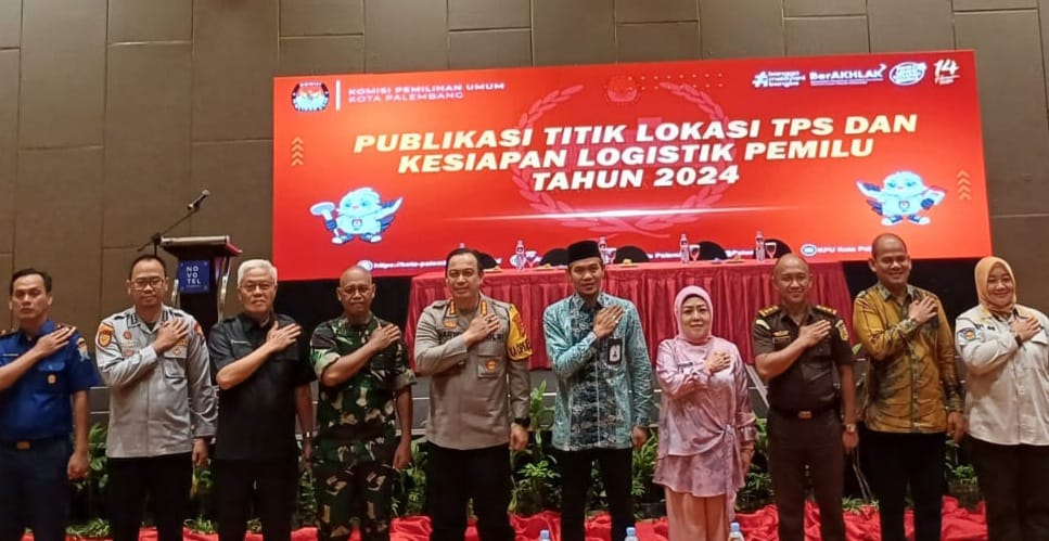 KPU Palembang publikasi titik lokasi TPS dan kesiapan Logistik Pemilu Tahun 2024, di Hotel Novotel, Kamis (14/12/2023). Foto: Sumselheadline/Pitria.