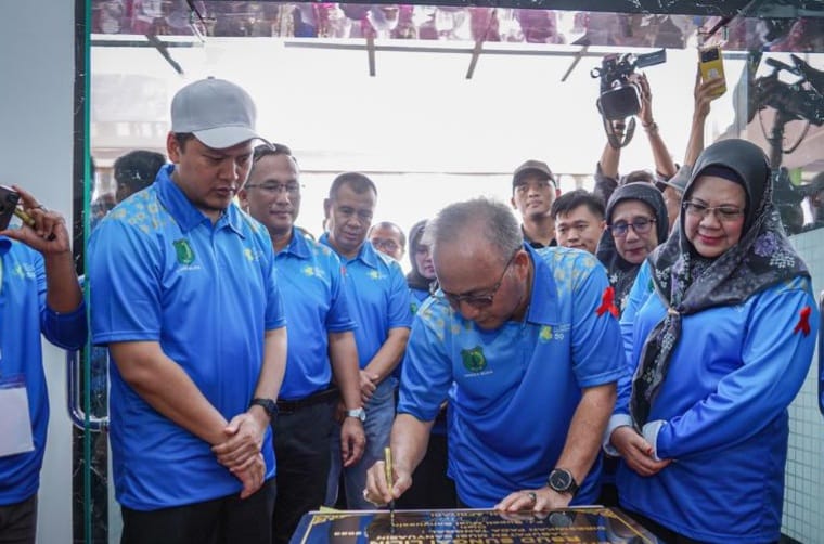 Penjabat Bupati Muba, Apriyadi meresmikan IGD Rumah Sakit Sungai Lilin, Sabtu (2/12/2023). Foto : Dinkominfo Muba.