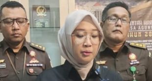 Vanny Yulia Eka Sari SH MH dan tim penyidik Kejati Sumsel. Foto: Sumselheadline/Ela.