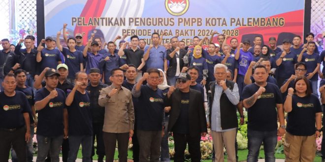 Pj Walikota Palembang, Ratu Dewa bersama para pengurus PMPB Palembang, Kamis (24/1/2024). Foto: Sumselheadline/Pitria.