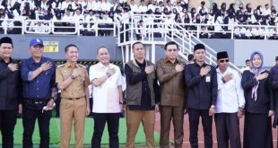 Sejumlah pejabat Palembang dan KPUD hadir bersama 33.000 anggota Kelompok Penyelenggara Pemungutan Suara (KPPS) Pemilu 2024 di JSC Palembang, Kamis (25/1/2024). Foto: Sumselheadline/Pitria.