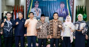 Pj Bupati Apriyadi Mahmud saat Rapat Forum Corporate Social Responsibility (CSR) dalam rangka sinergi pembangunan antara dunia usaha dan Pemerintah Daerah Kabupaten Musi Banyuasin di Guest House Griya Bumi Serasan Sekate, Kamis (4/1/2024). Foto: Dinkominfo Muba.