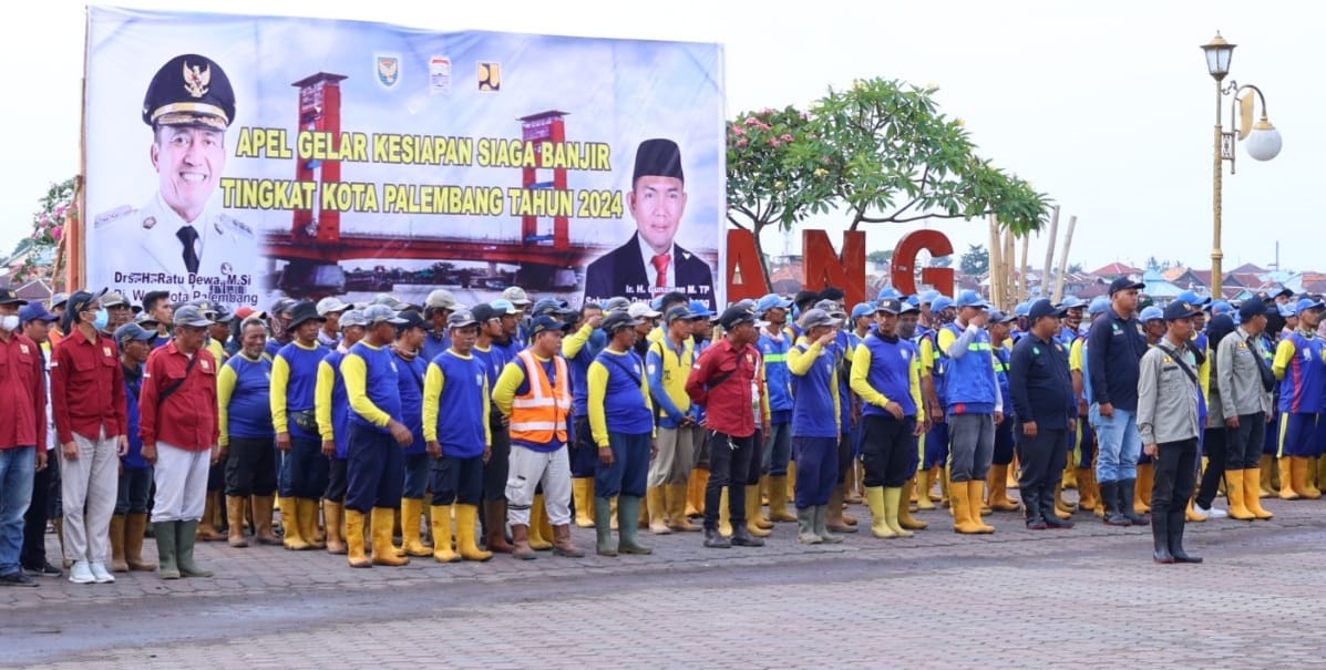 Apel siaga banjir dengan 500 petugas di pelataran BKB Palembang, Kamis (4/1/2024). Foto: Sumselheadline/Pitria.