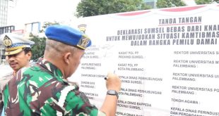 Pihak Denpomdam Sriwijaya ikut menandatangan deklarasi Sumsel zero kenalpot brong yang digelar Direktorat Lalu Lintas Polda Sumsel, JUmat (19/1/2024). Foto: Sumselheadline/Ela.