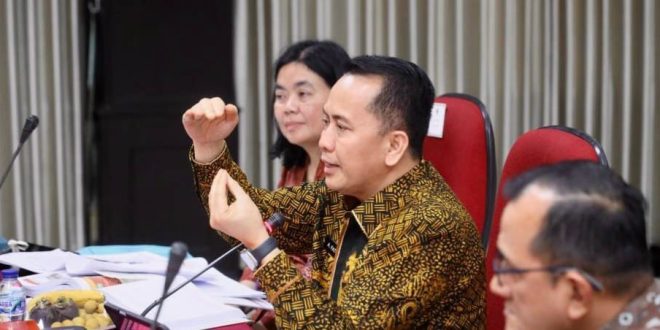 Pj Gubernur Sumsel, Agus Fatoni saat paparan Capaian Kinerja 106 Indikator dan 10 Program Prioritas dari Provinsi Sumatera Selatan. Foto: Humas Pemprov Sumsel.