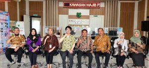 Dr Hasegawa, asal Institut Penelitian Kebudayaan Asia Universitas Toyo, Jepang, saat datang ke Dinkes Muba, Jumat (12/1/2024). Foto: Dinkominfo Muba.