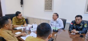 Asisten Perekonomian dan Pembangunan Setda Muba, Andi Wijaya Busro, MH menrima kunjungan kerja (kunker) pimpinan dan anggota Komisi I DPRD Sumatera Selatan di Kabupaten Musi Banyuasin, Senin (15/1/2024). Foto: Dinkominfo Muba.