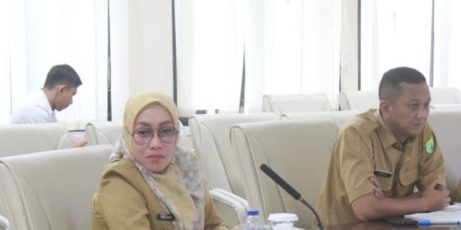 Suasana rapat membahas rencana Pergub tentang sistem kerja ASN di Muba, Selasa (9/1/2024). Foto: Dinkominfo Muba.
